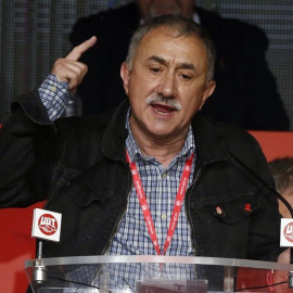 El nuevo secretario general de UGT, Josep María Álvarez, durante el discurso que ha pronunciado en la clausura del 42 Congreso Confederal del sindicato. Álvarez ha sido elegido esta madrugada nuevo secretario general de la organización para