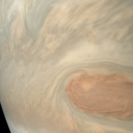 Otra mancha roja, divisada por la misión Juno en el sur de Júpiter