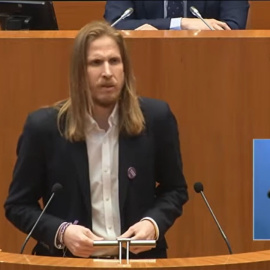 Pablo Fernández (Podemos): "Feijóo y Mañueco son a la moderación lo que Putin al pacifismo"