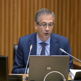 Hernández de Cos ve margen para más fusiones y pide prudencia con los dividendos