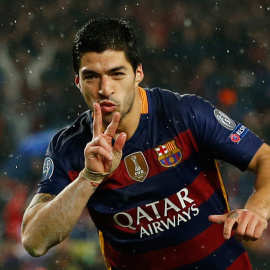 Luis Suárez celebra su gol al Arsenal. Reuters / Carl Recine