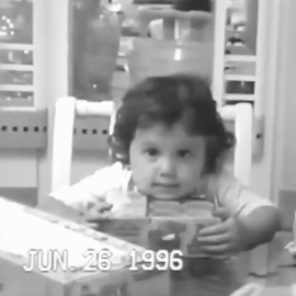 Ariana Grande cumple 25 años y publica un tierno vídeo