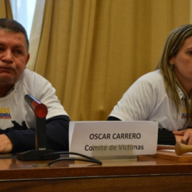 Óscar Carrero y Desiree Cabrera, portavoces del Comité de Víctimas de la Guarimba. -  @VictimaGuarimba