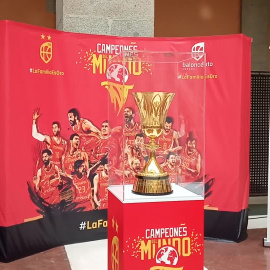 La Puerta del Sol acoge la Copa del Mundo de Baloncesto