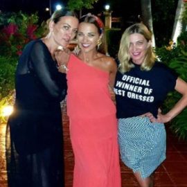 Paula Echevarría disfruta en Marbella junto a sus amigas