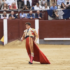 Gonzalo Caballero mejora tras su grave cogida en Las VEntas