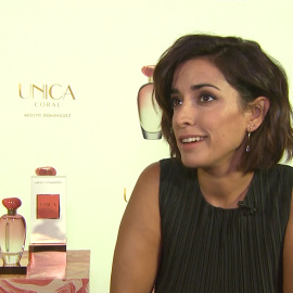 Inma Cuesta presenta ÚNICA CORAL, la nueva fragancia de Adolfo Dominguez 