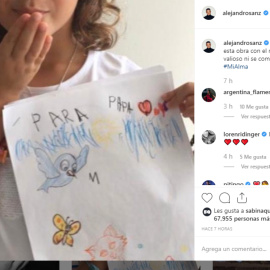 Alejandro Sanz recibe la obra de arte "más valiosa"