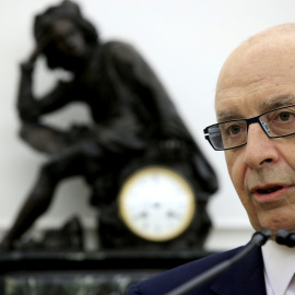 El ministro de Hacienda en funciones, Cristóbal Montoro, tras la reunión que mantuvo con el presidente de la Generalitat Valenciana, Ximo Puig. EFE/Zipi