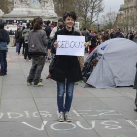 Concentración en la Plaza de la República de París celebrada en el marco del movimiento Nuit debout ('Noche en pie'). EFE/Jeremy Lempin