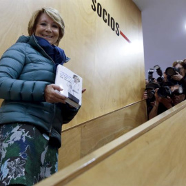 La portavoz del PP en el Ayuntamiento de Madrid, Esperanza Aguirre, durante la presentación hoy de su nuevo libro 'Yo no me callo'. EFE/ Juan Carlos Hidalgo