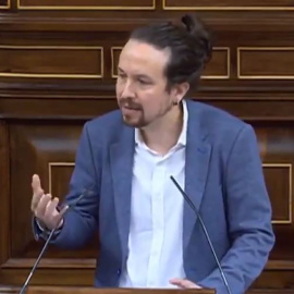 Iglesias alerta al PP: "Cada vez que Vox defiende a la monarquía, acorta su vida"