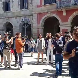 Concentración de apoyo a Laura Borràs delante del Parlament