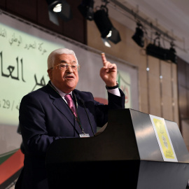 El reelegido presidente de Al Fatah, Mahmud Abás. - REUTERS