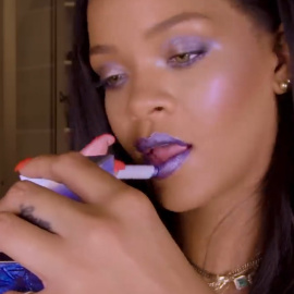 Rihanna pasa de cantante a ser YouTuber