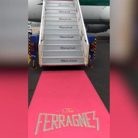 Fedez y los invitados ponen rumbo a Noto para la boda