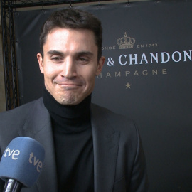 Álex González está muy enamorado de su pareja, Blanca Rodríguez