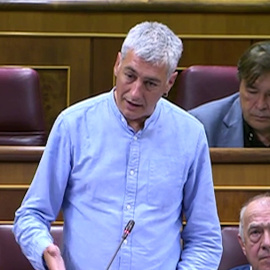 El aplaudido discurso de Oskar Matute sobre los beneficios de la banca:  "La realidad es que no han devuelto un duro"