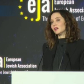 Ayuso participa en la Reunión Anual en Recuerdo del Holocausto en Cracovia