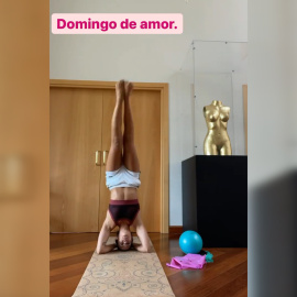 Cristina Pedroche exhibe su flexibilidad y su amor por la paella