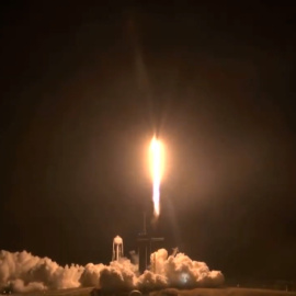 La histórica misión de SpaceX y la NASA despega rumbo a la EEI