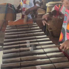 La marimba en Colombia resuena con ecos de una cultura que se niega a morir en el Pacífico
