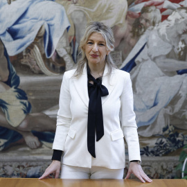 Yolanda Díaz reconoce que tiene contacto periódico con Puigdemont