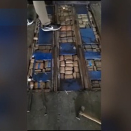 Incautada una tonelada y media de hachís en cuatro operaciones en el puerto de Málaga