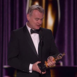 Oppenheimer se convierte en la gran triunfadora de la noche de los Oscar con siete estatuillas