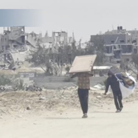 Israel obliga a un desplazamiento forzoso de los gazatíes por los ataque en Jan Yunis