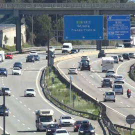 Más de la mitad de los vehículos previstos por Tráfico ya han regresado a Barcelona