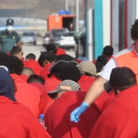 Salvamento Marítimo rescata a otros 144 migrantes en tres embarcaciones en costas canarias