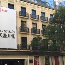 Fachada de la sede del PSOE en la calle Ferraz de Madrid.- EFE