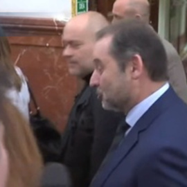 Ábalos regresa al hemiciclo del Congreso