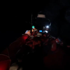 Rescate agónico de Médicos Sin Fronteras que salva la vida in extremis a 75 personas en el Mediterráneo