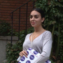 Georgina Rodríguez muestra su lado más solidario en el Rastrillo Nuevo Futuro