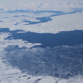 El deshielo antártico retarda el calentamiento pero eleva el mar