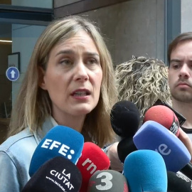 Albiach diposita el seu vot i anima a "obrir un nou capítol" a Catalunya amb un "Govern d'esquerres"