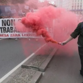 Varios cientos de trabajadores de Zara Logística reclaman "carga de trabajo estable"