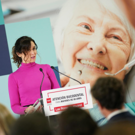 Ayuso se enzarza con un periodista por la polémica de las residencias: "No gestiono la Comunidad de Madrid en base a sentimientos personales"