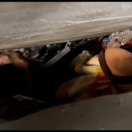 Rescatan a un niño después de 9 días atrapado bajo los escombros de su casa en Gaza