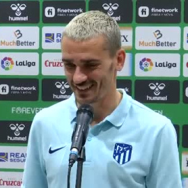 Griezmann: "Me hago un poco pequeño estando entre las leyendas"