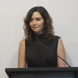 Ayuso aprovecha su viaje institucional a Chile para cargar contra el Gobierno y contra las "corruptelas" del "nacionalismo y el independentismo"