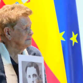 Homenaje a las víctimas de la guerra y de la dictadura