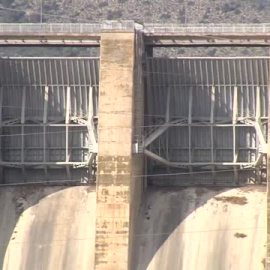 La hidroeléctrica del embalse de Mequinenza, a punto de parar por la sequía