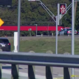 Dos aviones se estrellan en pleno vuelo durante una exhibición aérea en Dallas