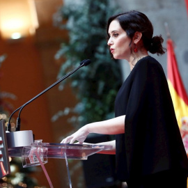 Ayuso dice que el rey emérito "no es un ciudadano más" y asegura que tiene derecho a regularizar su situación