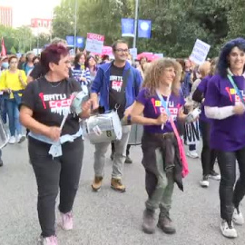 Miles de personas se manifiestan en Madrid en defensa de la sanidad pública  