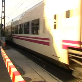 Indignación entre las familias de los estudiantes de Primaria expulsarlos de un tren por mal comportamiento
