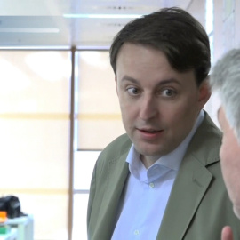 El PSC deplora la "fascinación" por Milei en el PP: "Sus ideas van contra la Constitución"